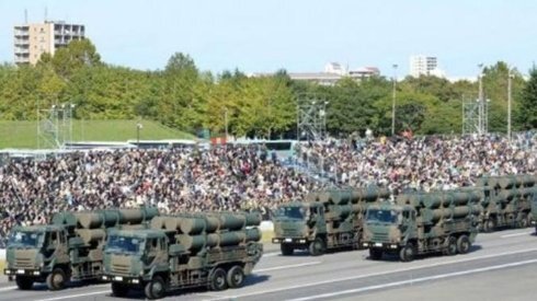 Nhật Bản chiều lòng Mỹ, cứng rắn với Trung Quốc