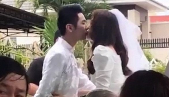 Lê Hà tổ chức đám hỏi tại quê nhà, dàn mỹ nhân 'The Face' vượt đường xa tới dự