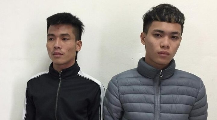 Xác định danh tính 2 kẻ đầu trần cưỡi xe máy rải đinh trên đường ở Hà Nội