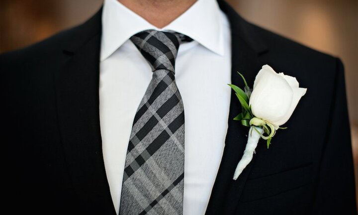 Mối nguy từ thói quen thường xuyên thắt cà vạt bó sát