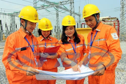 Ngành Điện vất vả, khách hàng hài lòng