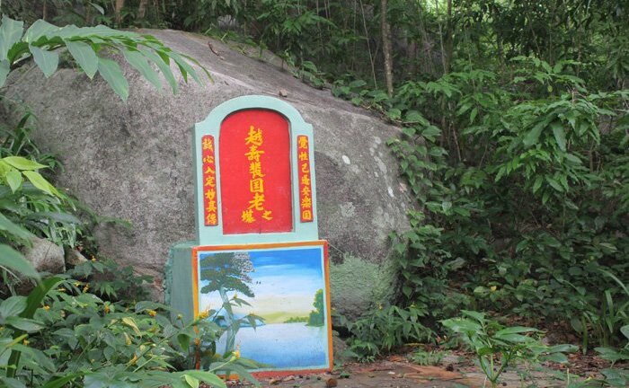 Tiếng sáo bi ai nơi quả núi đau thương có 19 hang động chôn người