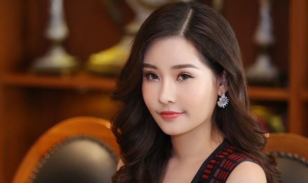 Lê Âu Ngân Anh khởi kiện Cục Nghệ thuật Biểu diễn, vẫn quyết đi thi 'Miss Intercontinental 2018'