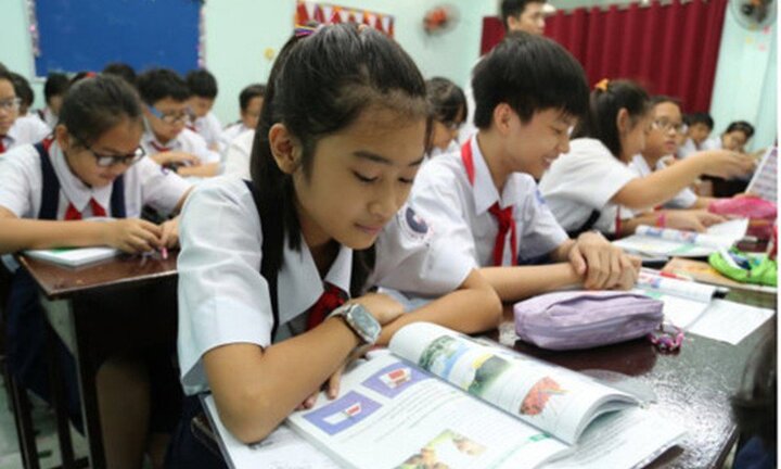 Băn khoăn '1 môn 3 thầy' khi dạy tích hợp