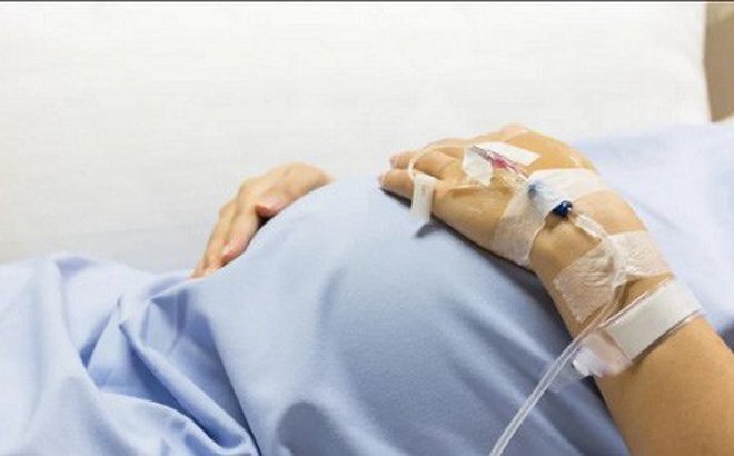 Nữ bệnh nhân hôn mê 14 năm bỗng nhiên sinh con