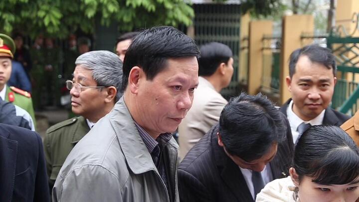 Xét xử bác sỹ Hoàng Công Lương: An ninh thắt chặt, bị cáo Trương Quý Dương đến tòa