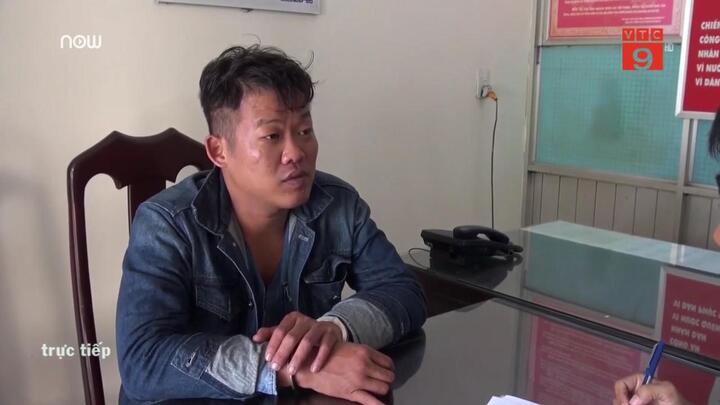 Sư thầy quật ngã đạo chích trước cửa chùa ở Khánh Hòa