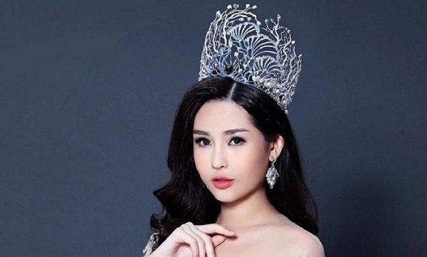 Trực tiếp chung kết 'Hoa hậu Liên lục địa 2018': Mặc tranh cãi, Lê Âu Ngân Anh sẽ đạt Á hậu?