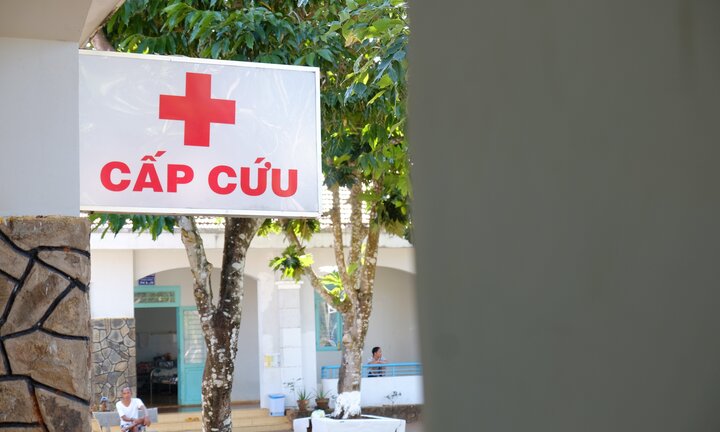 Đêm giao thừa của bác sĩ trực cấp cứu cho bệnh nhân HIV/AIDS