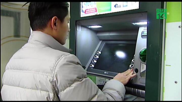Phạt ngân hàng để ATM hết tiền, ngưng hoạt động dịp Tết