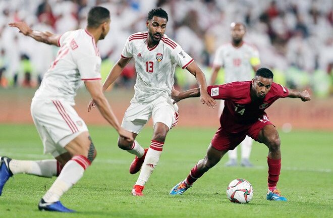 UAE khiếu nại 2 cầu thủ Qatar không đủ điều kiện khoác áo ĐTQG
