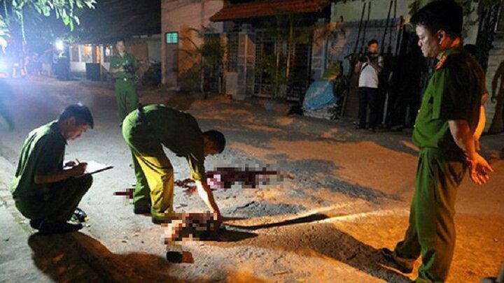 TP.HCM: Mâu thuẫn trong lúc nhậu, thiếu niên 16 tuổi đâm chết người