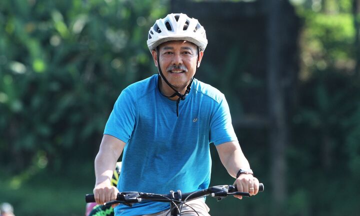 'Giáo sư quần đùi' Trương Nguyện Thành: Kiên trì sẽ giúp mình hạnh phúc