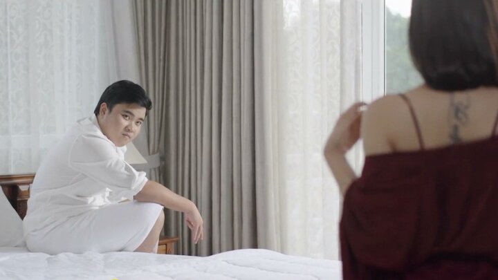Dương Long căng thẳng khi đóng cảnh nóng với Trang Cherry