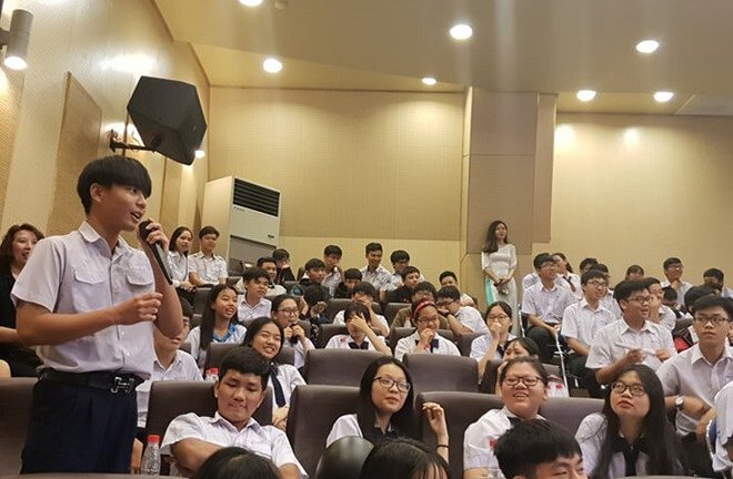 Quy định cao 1,5 m mới được thi sư phạm: Đại học Sư phạm TP.HCM nói gì?