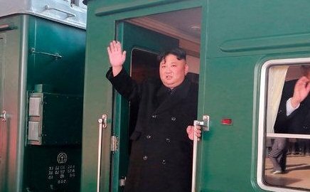 Vì sao ông Kim Jong-un quyết đi tàu tới Hà Nội dù phải mất hơn 2 ngày?