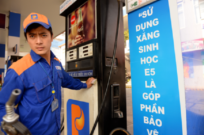 Ngày mai, xăng có thể tăng giá mạnh