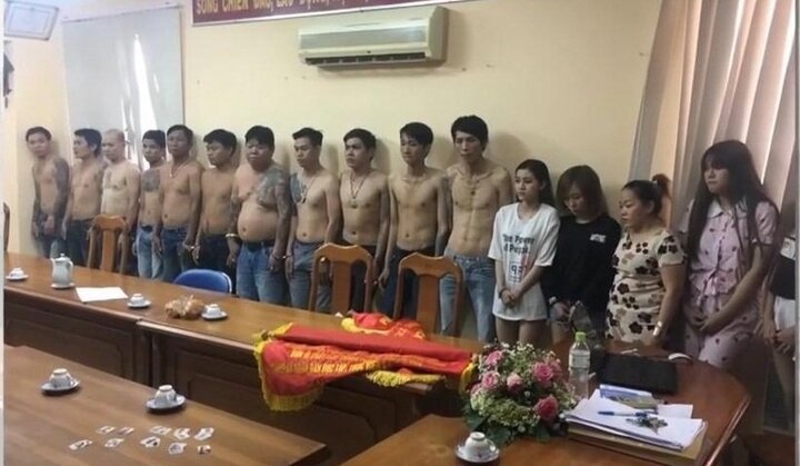 Triệt phá băng nhóm giả gái mại dâm, cướp tài sản khách mua dâm