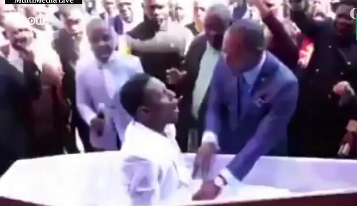 Mục sư Nam Phi tuyên bố hồi sinh người chết