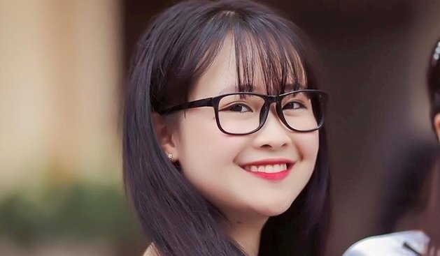 Ảnh: Á khôi thanh lịch Việt Nam cover nhiều bản hit của ca sỹ nổi tiếng