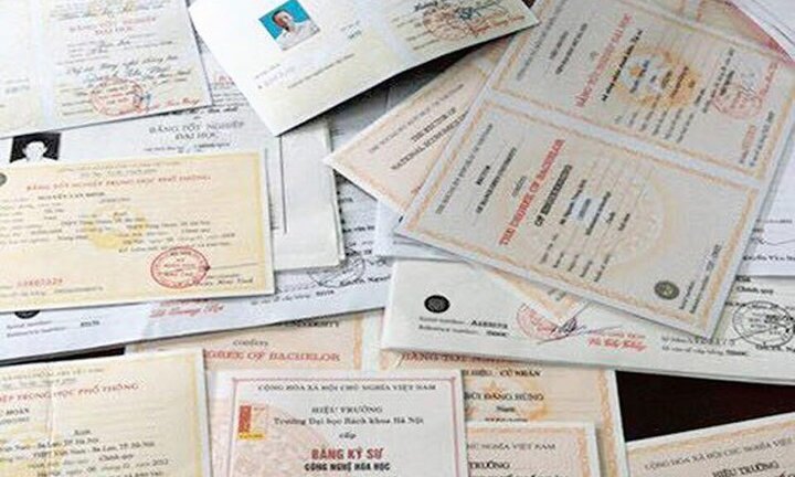 Hiệu trưởng trường cấp 2 ở Lạng Sơn sử dụng bằng giả