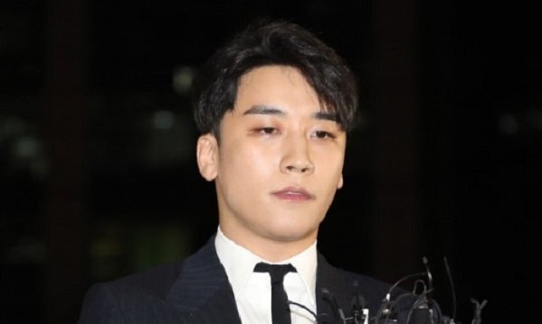 Sau cáo buộc môi giới mại dâm, Seungri tuyên bố giải nghệ, rút khỏi nhóm Big Bang