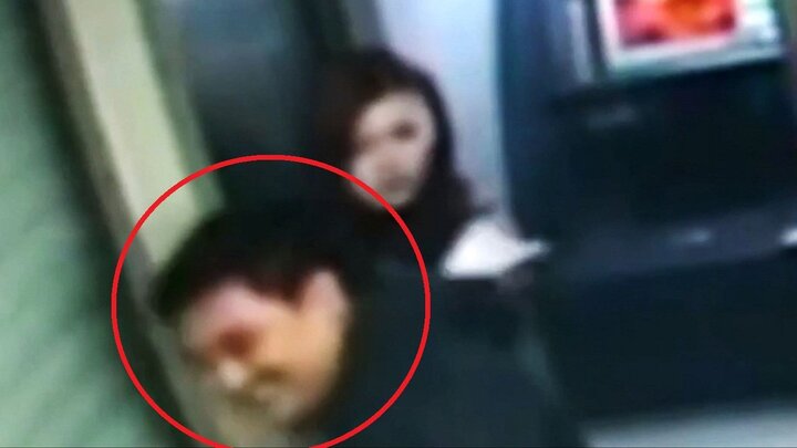 Clip: Hành động hào hiệp của tên cướp khiến cô gái xinh đẹp 'đứng hình'