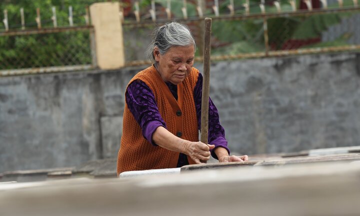Video: Vất vả nghề làm nước mắm truyền thống, 2 năm mới cho ra thành phẩm