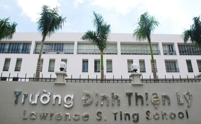 Hàng trăm tấm bằng tốt nghiệp của học sinh ở TP.HCM bị mất trộm