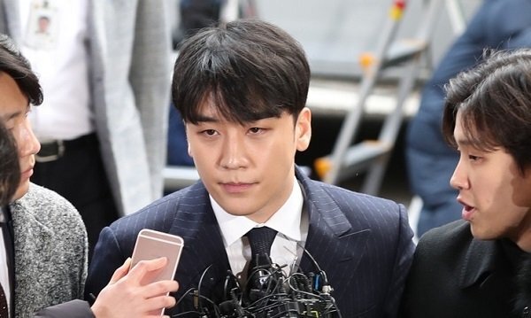 Seungri thao túng luật pháp, xem thường cơ quan chức năng ra sao?