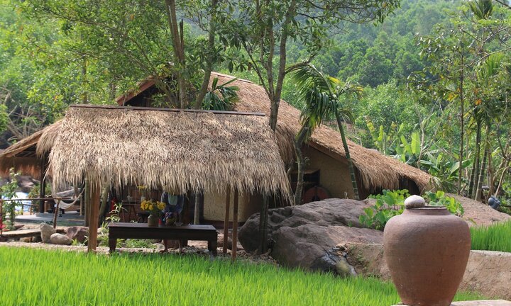 Khu du lịch mọc giữa rừng phòng hộ Quảng Nam, liệu có sự bao che cho con ông quan huyện?