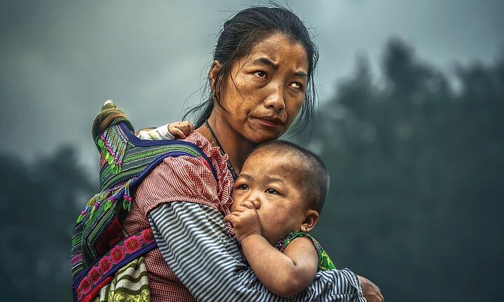 Sự thật đằng sau bức ảnh 'bà mẹ H'mong' của nhiếp ảnh gia Malaysia giành giải thưởng danh giá