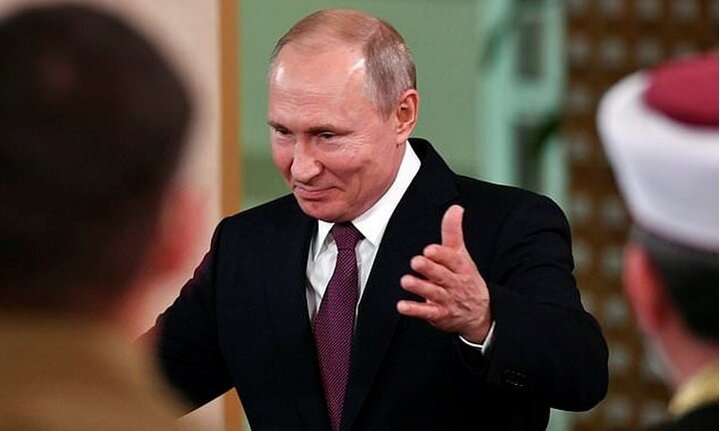 Tổng thống Putin nêu điều kiện khôi phục quan hệ với Ukraine