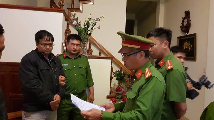 Bắt cựu phó giám đốc ngân hàng bị tố lừa đảo chiếm đoạt gần 20 tỷ đồng