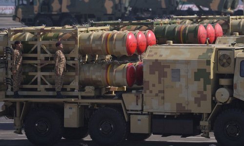 Pakistan triển khai tên lửa phòng không Trung Quốc gần biên giới Ấn Độ