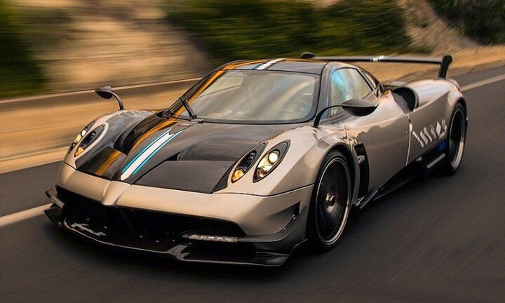 Mãn nhãn siêu xe Pagani Huayra phiên bản 'Rồng' sắp ra mắt