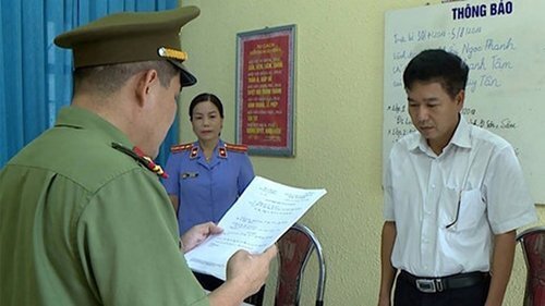 Gian lận điểm thi tại Sơn La: Một thiếu tá công an tỉnh bị tước danh hiệu