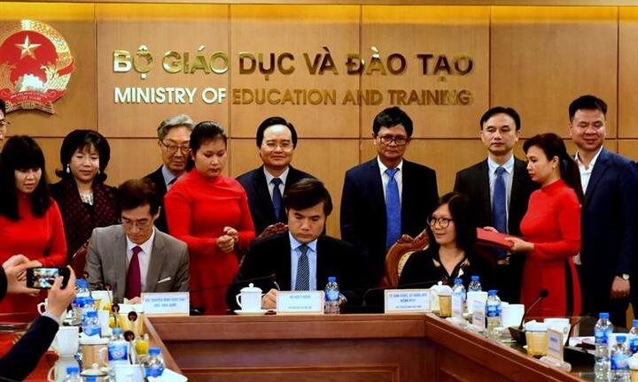 Bộ GD&ĐT ký biên bản phối hợp phòng chống bạo lực học đường