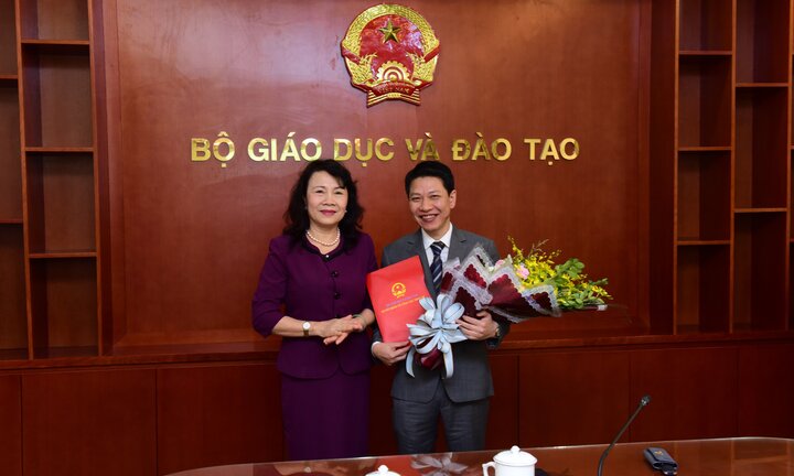 Tân Phó Vụ trưởng Giáo dục Chính trị và công tác học sinh, sinh viên là ai?