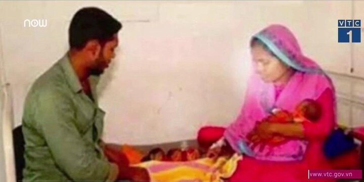 Hy hữu bà mẹ sinh con 2 lần trong 1 tháng