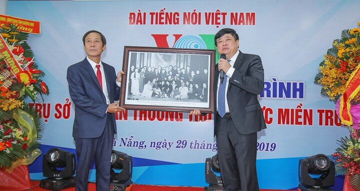 Khánh thành trụ sở tòa soạn thông minh Cơ quan Thường trú VOV khu vực miền Trung