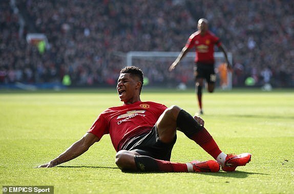 Rashford, Martial ghi bàn, MU thắng trận mừng HLV Solskjaer