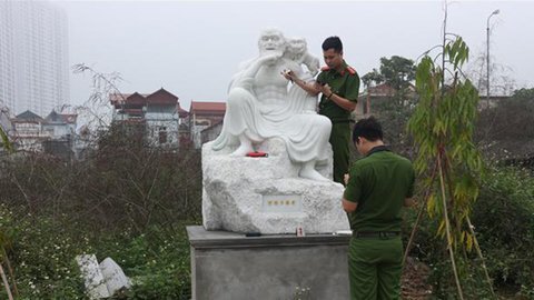 Gần 20 pho tượng La Hán bị đập phá tại Hà Nội: Điều tra làm rõ vụ việc
