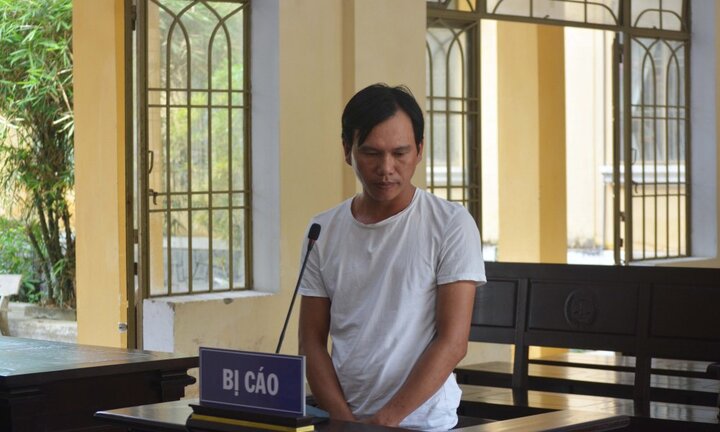 Sau cái nhìn khiêu khích, về nhà xách rựa chém người thừa sống thiếu chết