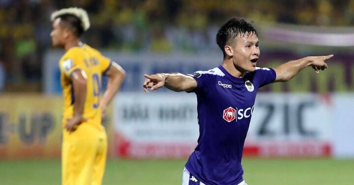 Siêu phẩm vô lê của Quảng Hải đẹp nhất vòng 4 V-League