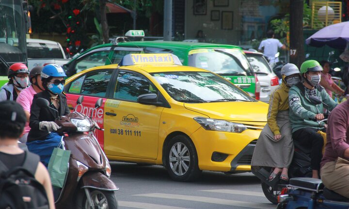 Cấm đường dịp lễ, những lộ trình thay thế người dân TP.HCM cần biết