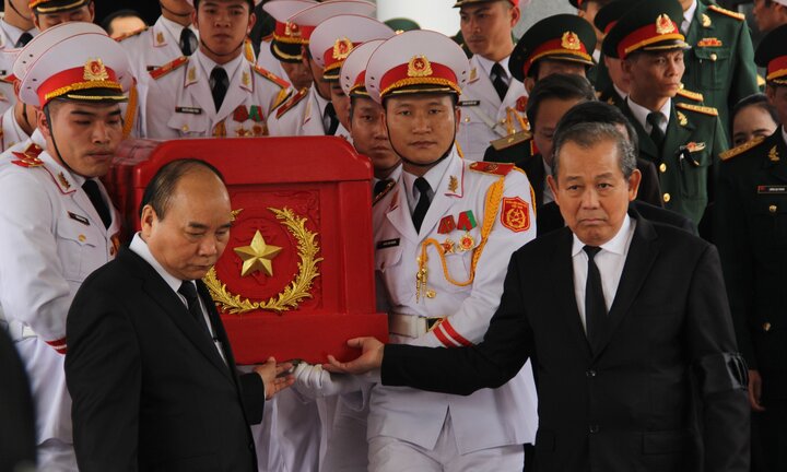 Tiễn đưa vị tướng Trường Sơn huyền thoại về công viên Vĩnh Hằng