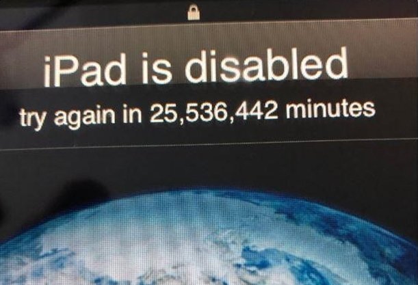 Bé trai 3 tuổi nhập sai mật khẩu, iPad bị khóa hơn 48 năm