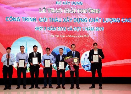 Tổ hợp khách sạn Sheraton Grand Đà Nẵng Resort đạt huy chương Vàng giải 'Công trình xây dựng chất lượng cao' năm 2018