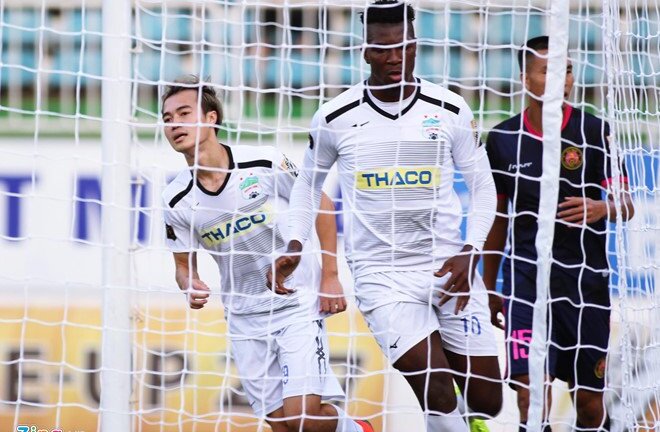 Dẫn trước 3-0, HAGL suýt bị Than Quảng Ninh ngược dòng không tưởng
